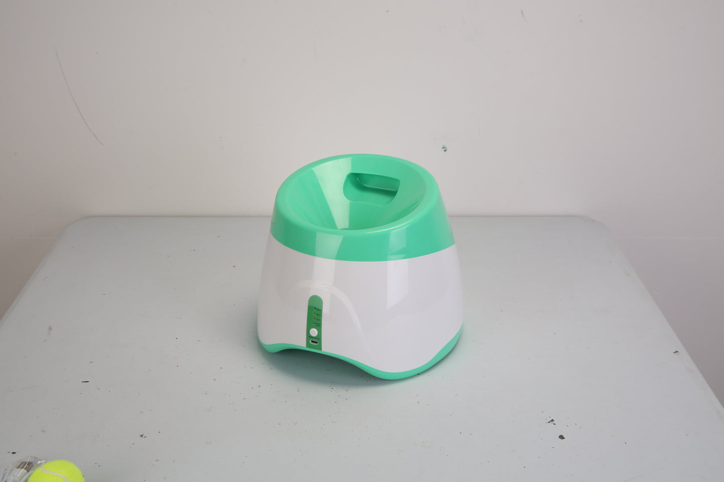 1Pc Automatic Dog Ball Launcher Included 6 Tennis Balls Dog With 3 Adjustable Launch Distance Interactive Ball Thrower Fetch Machine For Small Medium Dogs